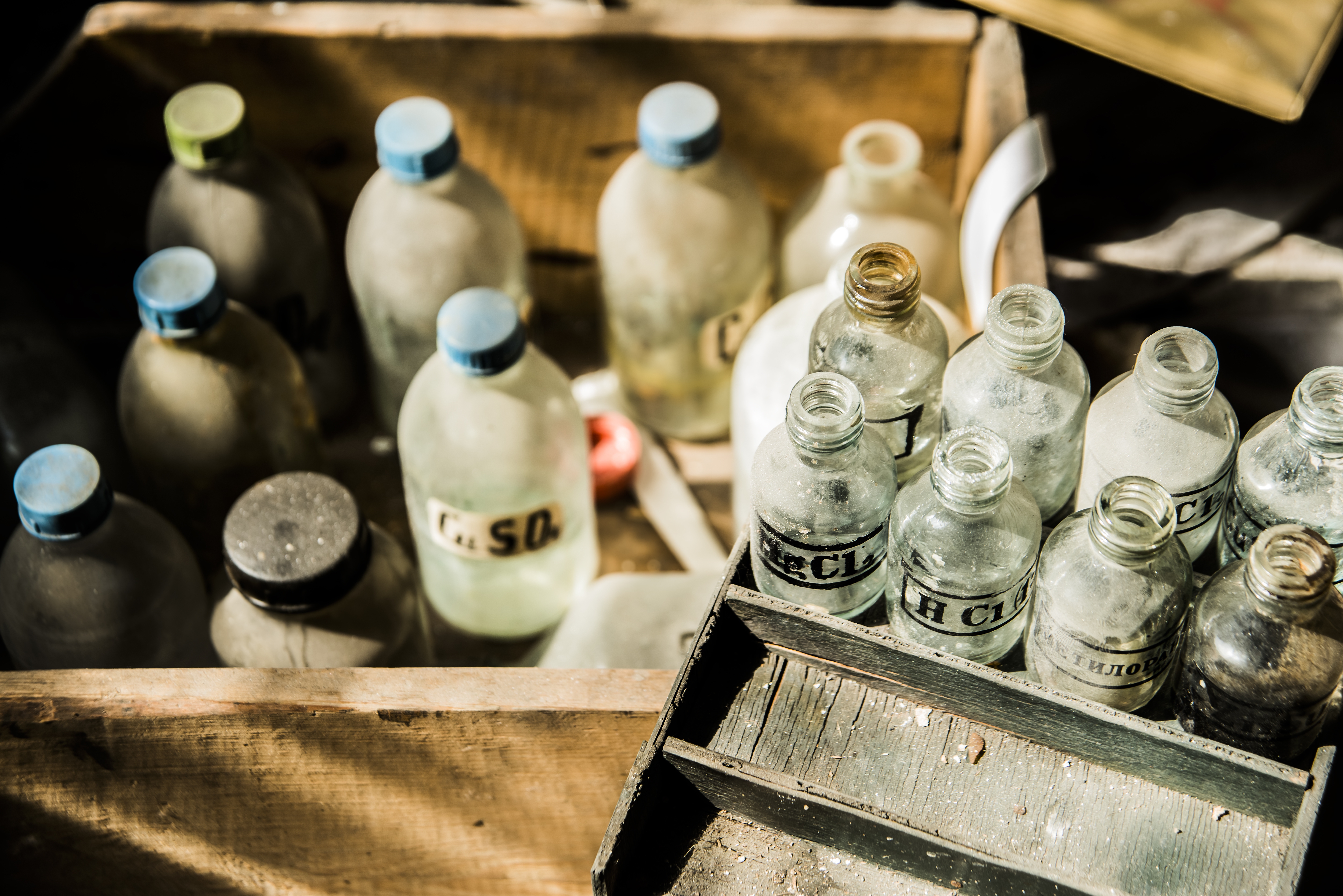 [shutterstock_477076786_image-old-pharmacy-bottles-covered-dust_Giuseppe Battaglia.jpg] shutterstock_477076786_image-old-pharmacy-bottles-covered-dust_Giuseppe Battaglia.jpg