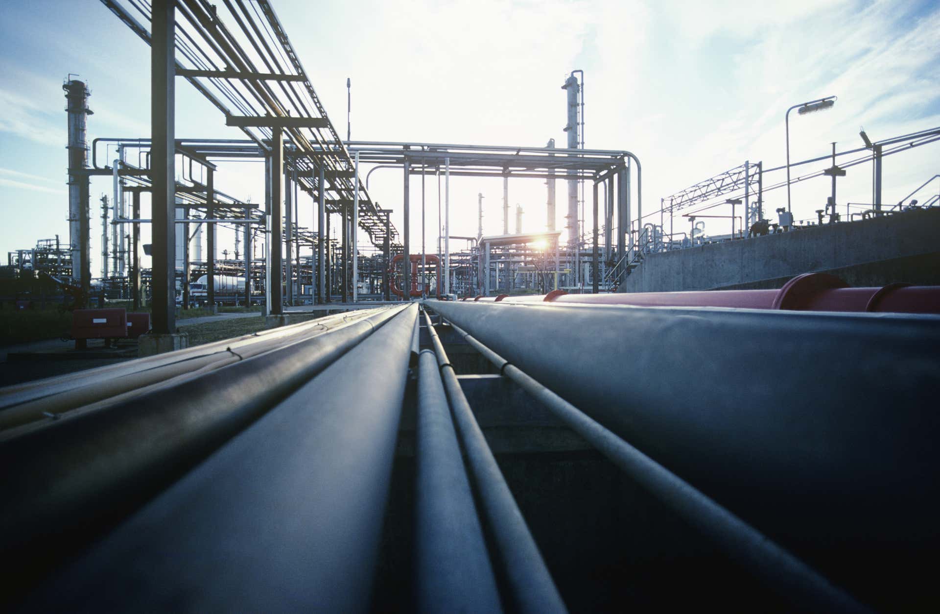 Midstream and downstream analysis solutions for the oil industry