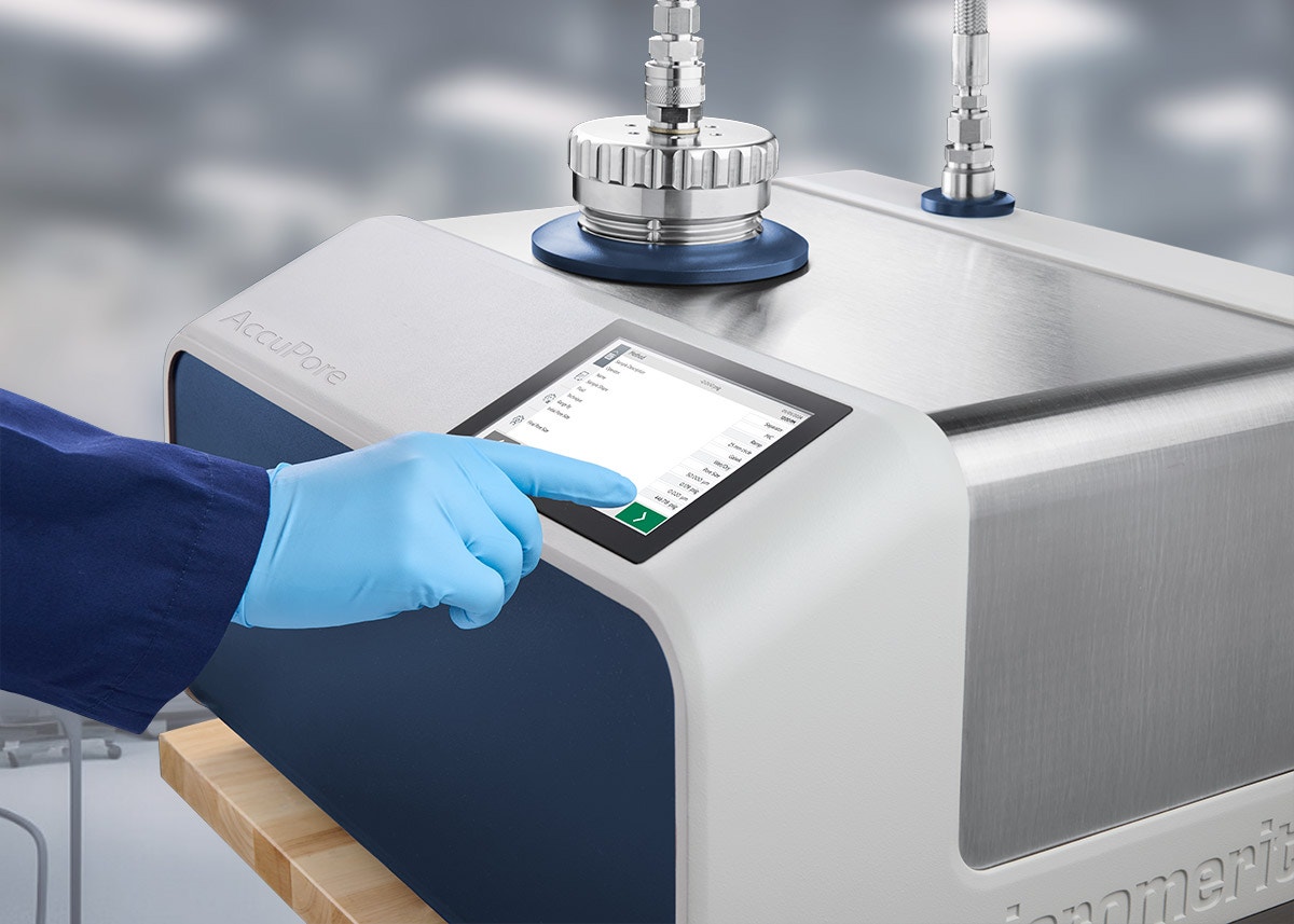 Micromeritics AccuPore 2