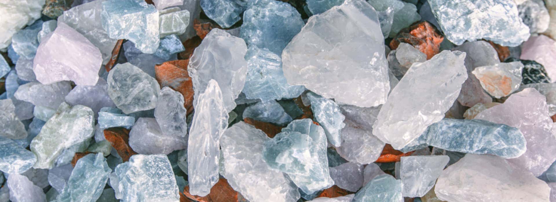 産業用鉱物の採掘と選鉱 